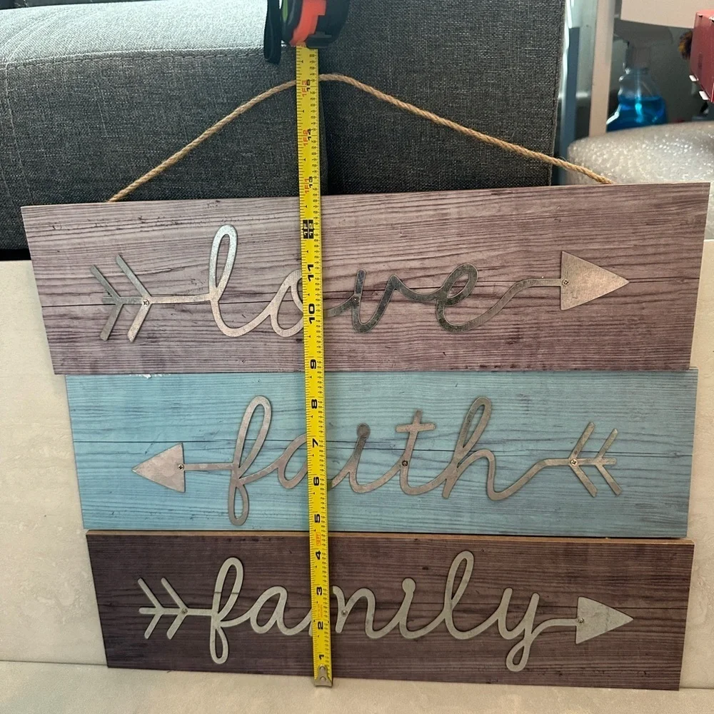 Rustic Farmhouse Wall Sign Love Faith Family Wood Metal Hanging
